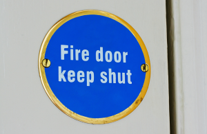 Fire Door keep shut sign